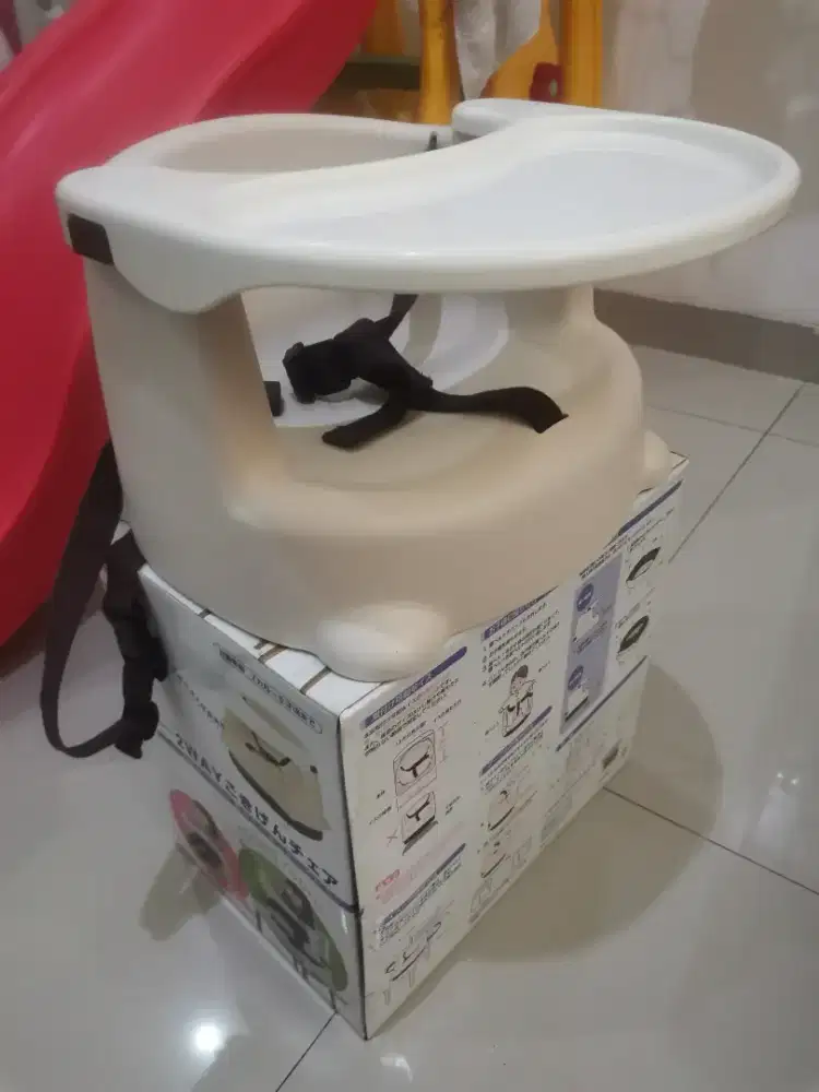 RICHELL 2 Position Baby Chair - Kursi Makan Bayi