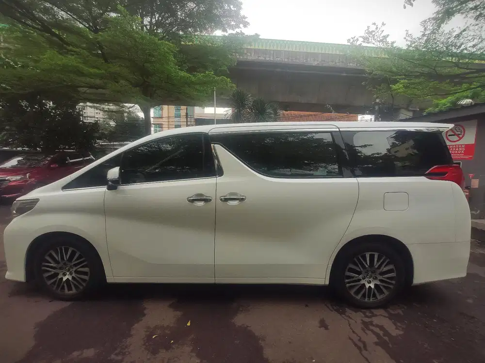 Toyota Alphard 2017 Bensin