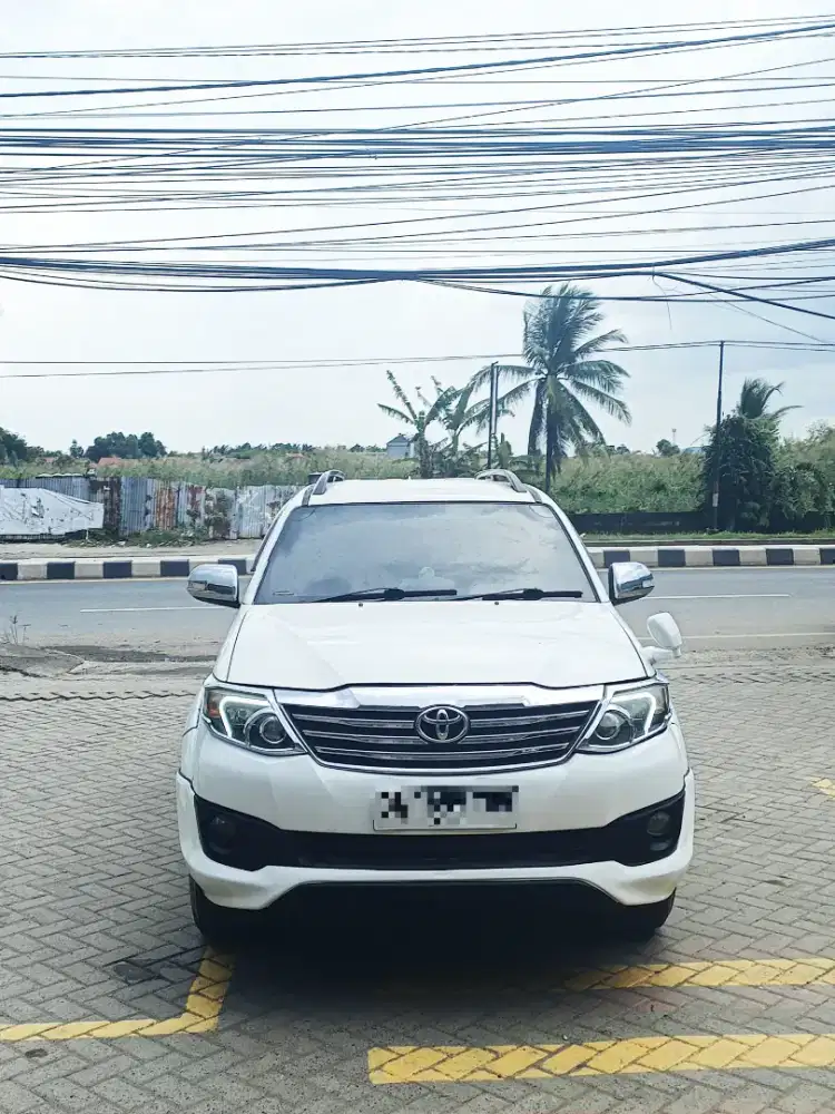 Toyota Fortuner 2.7 G Luxury AT 2012