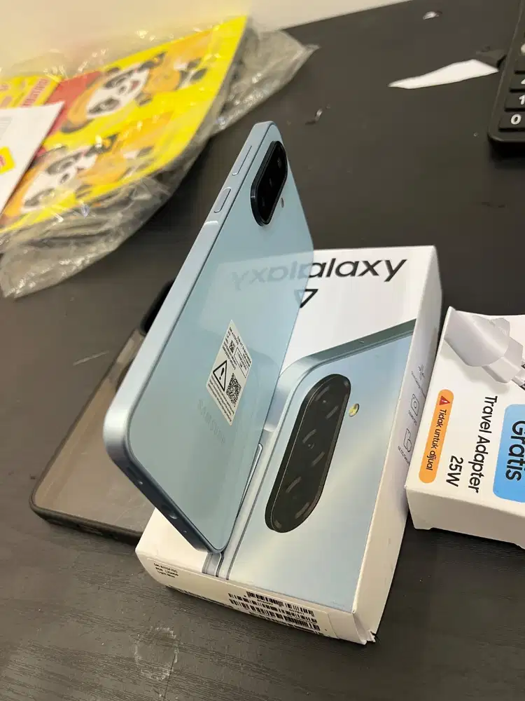 Samsung a17 RAM 8/ 256 gbu