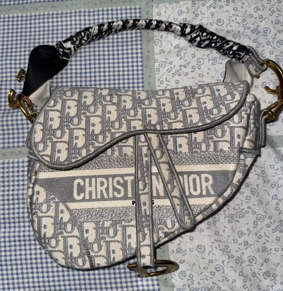 Dior Sadle obilique tas wanita