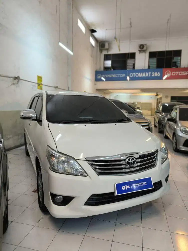 TOYOTA 2013 KIJANG INNOVA V 2.0 A/T PUTIH MEWAH OTOMART 286 KENJERAN