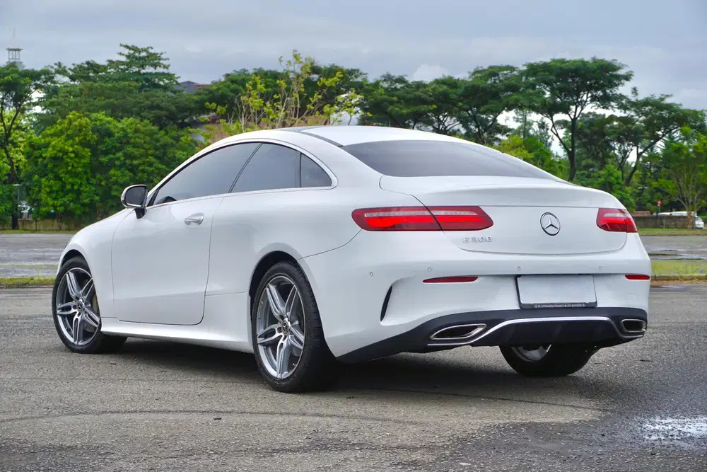 Mercedes E300 Coupè 
AMG C238 2018