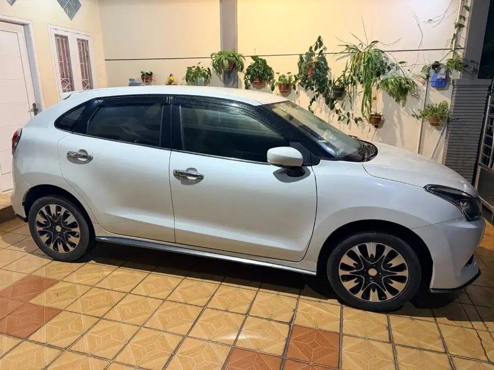 Suzuki Baleno Hatchback 2018 1.4 AT