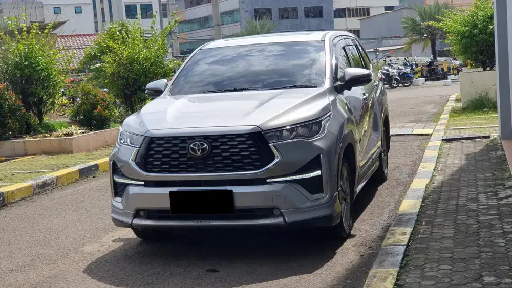 Km32rb toyota innova zenix q hybrid modelista tss 2022 pk 2023 silver