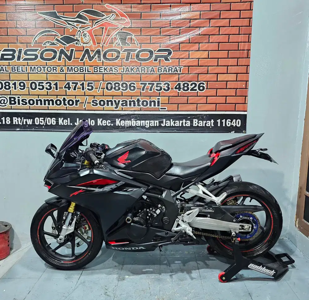 ISTIMEWA! HONDA CBR 250 RR ABS SE 2 SYLINDER TAHUN 2017 HITAM DOFF