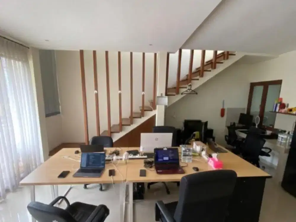 Dijual Rumah Asri Cantik di Sayap Gegerkalong Bandung