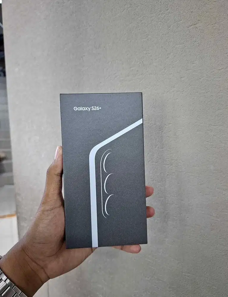 SAMSUNG GALAXY S26+ 12/512. BARU, SEGEL, GARANSI RESMI.