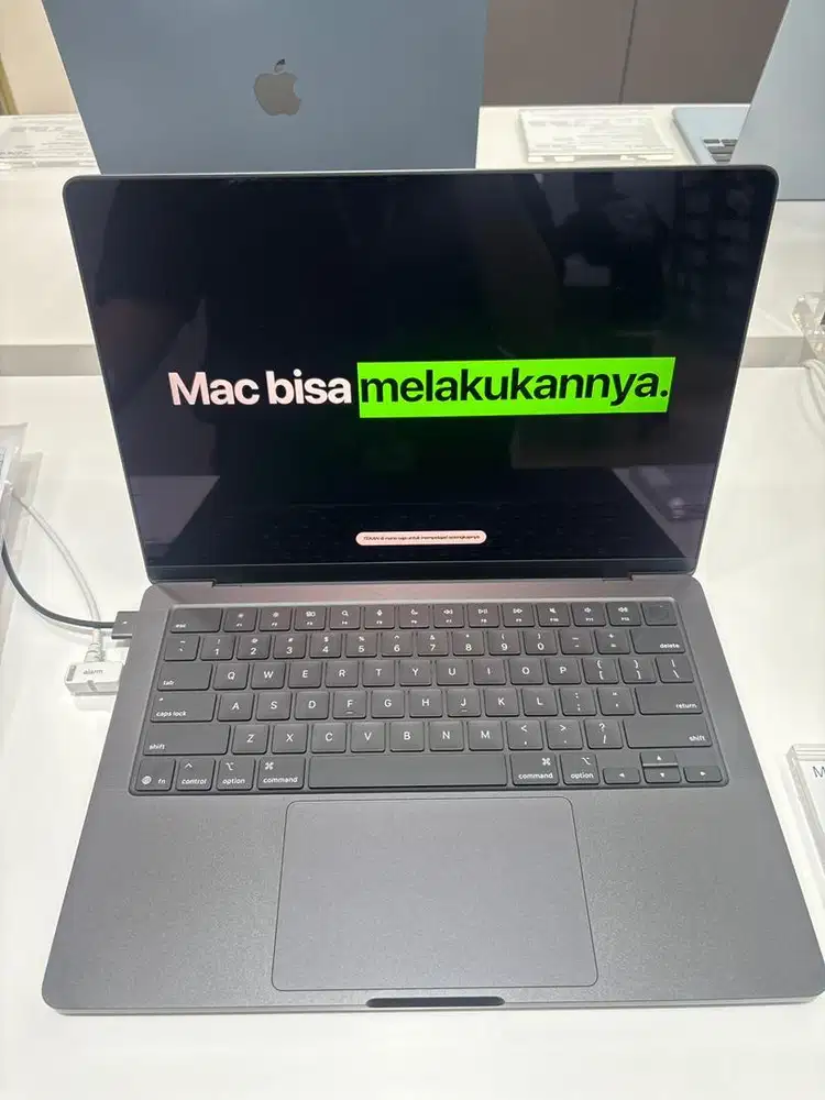 READY MACBOOK PRO M5