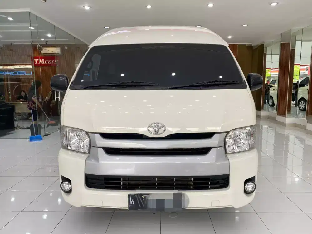 Toyota hi Ace commuter 2021 MT 2.5 super istimewa