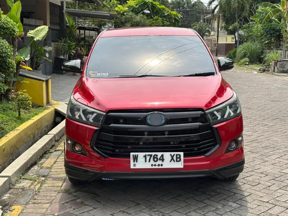 INNOVA VENTURER 2.0 BENSIN 2017 MATIC, SUPER ISTIMEWAH READY SIAP PAKE