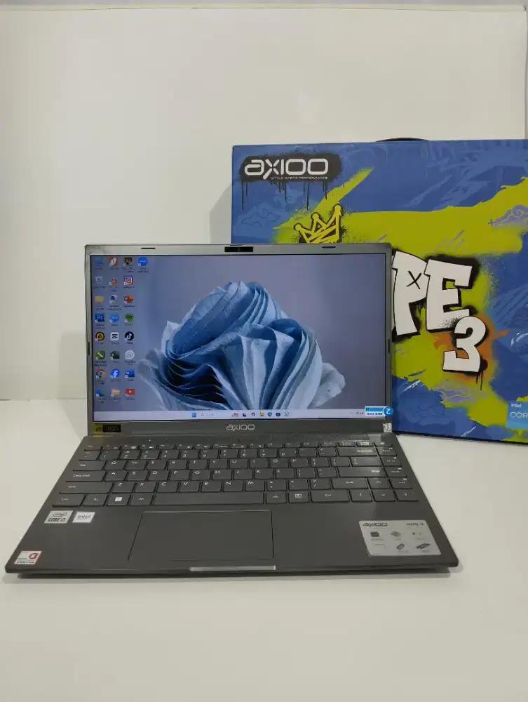 LAPTOP AXIO HYPE 3