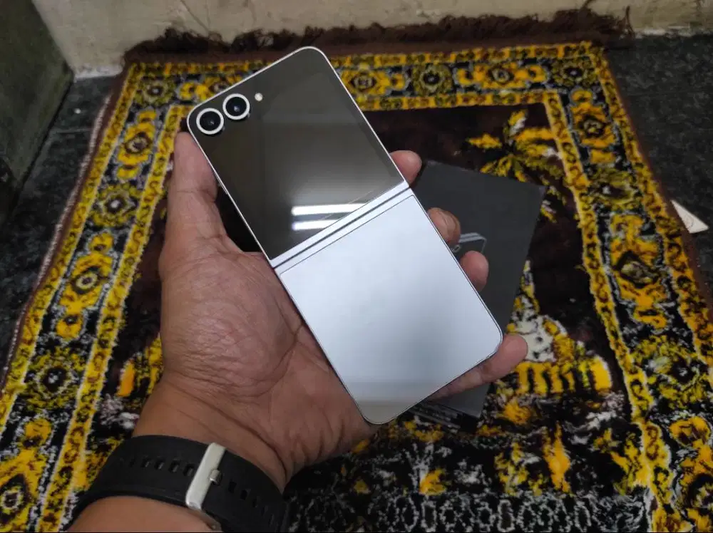 samsung z flip 5 256gb sein