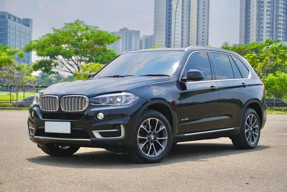 BMW X5 F15 xDrive35i xLine N55 2016 Hitam Promo Lebaran DP Ringan