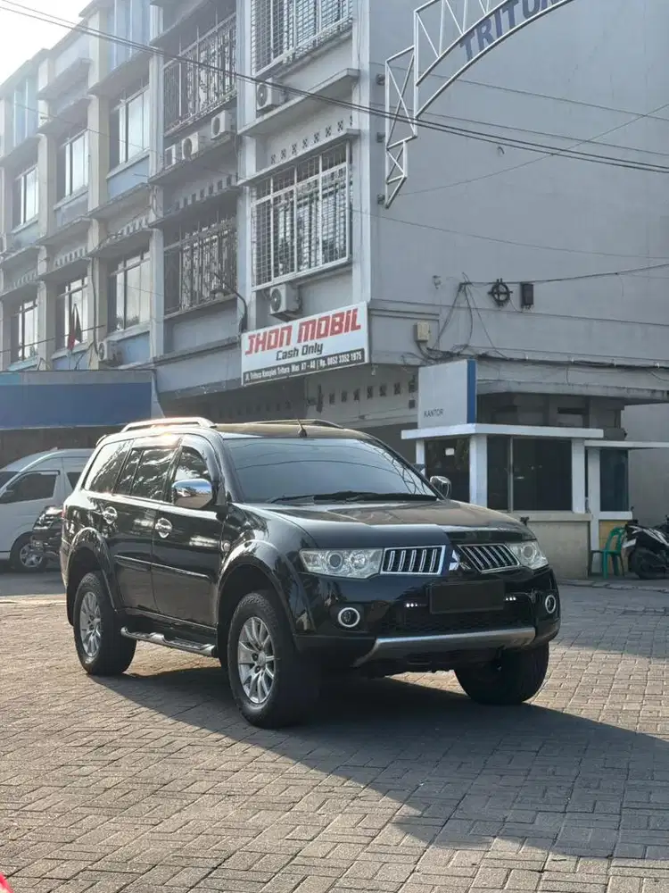 MUTSUBSHI PAJERO SPORT EXCEED 4x2 2011 VELG DAKAR AC FORTUNER VRZ