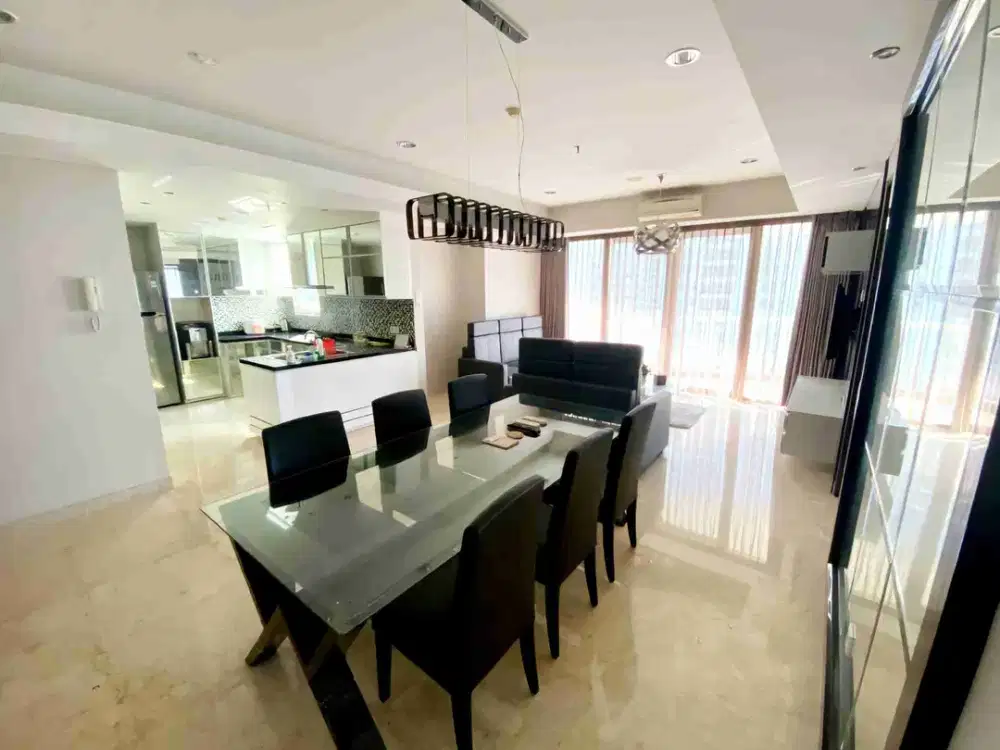 SPRINGHILL THE ROYAL RESIDENCE APARTEMEN KEMAYORAN DEKAT GOLF