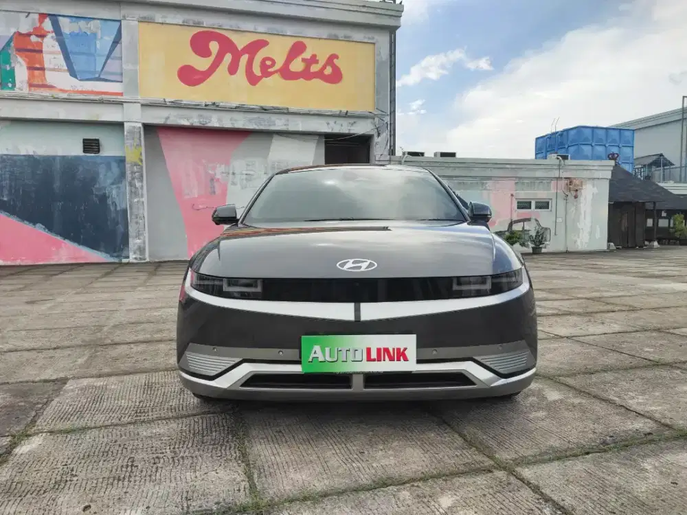 IONIQ 5 SIGNATURE 2024 ABU ABU TERAWAT 2023 BAGUS ISTIMEWA 2025