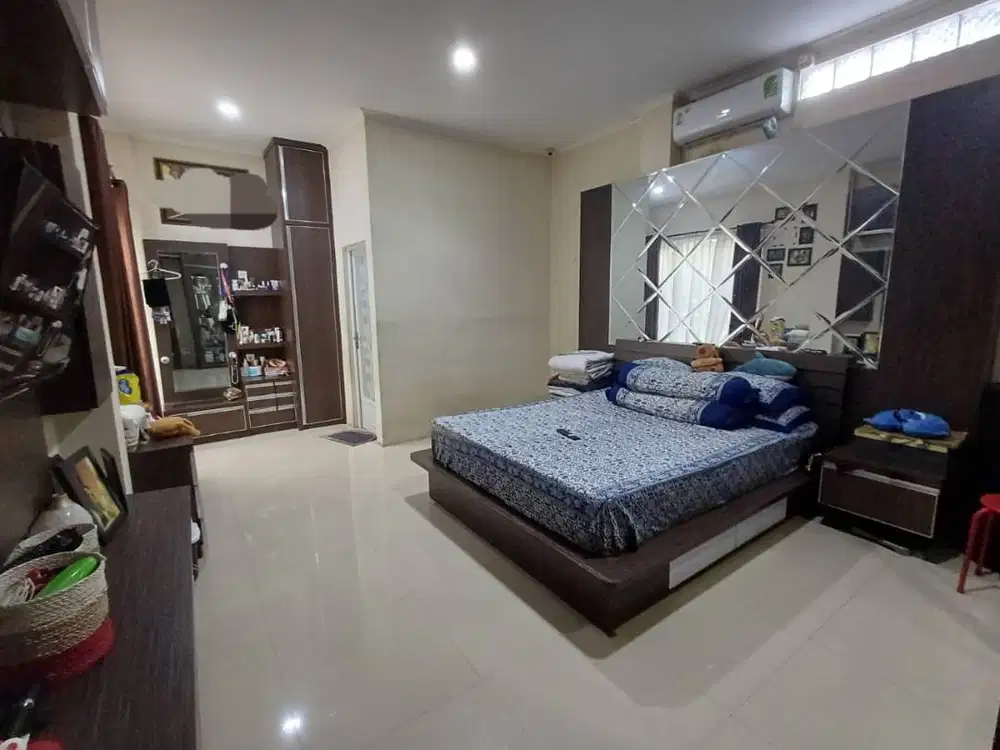Dijual Rumah Lux di cluster Exclusif Taman Kopo Katapang
