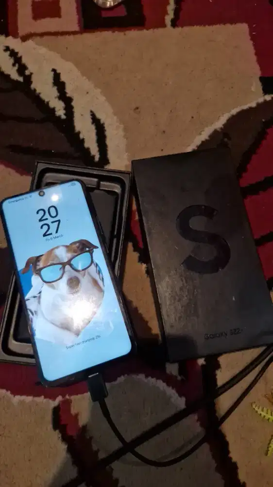 Samsung s22+ 8/256
