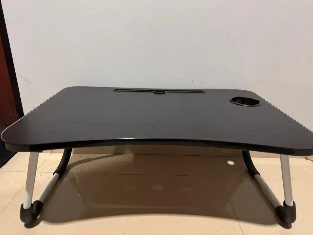 Meja Lipat Hitam Portable