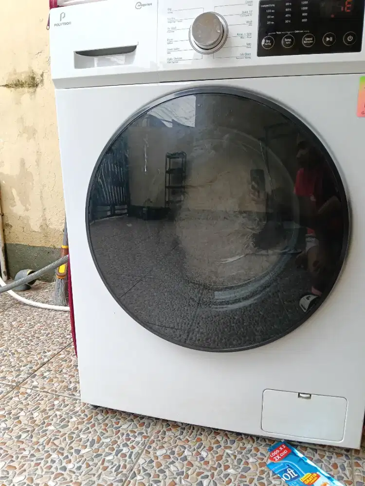 Mesin cuci polytron