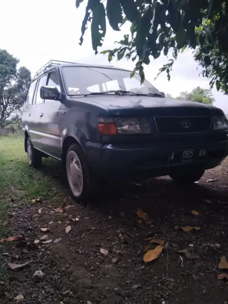 Toyota Kijang LSX M/T