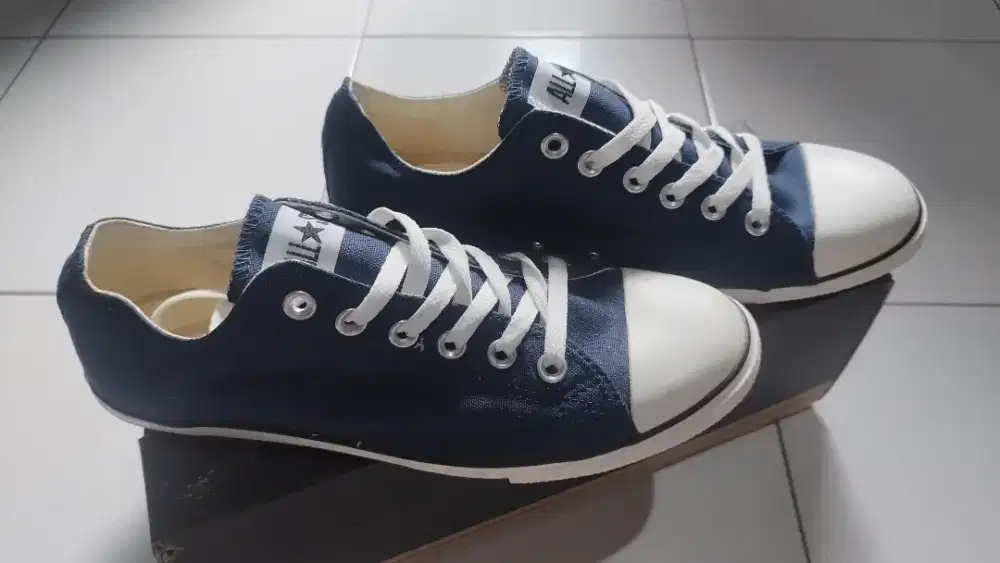 Sepatu Converse CT Slim ox