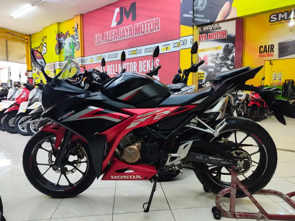 Jaminan pasti * Honda CBR 150R tahun 2020