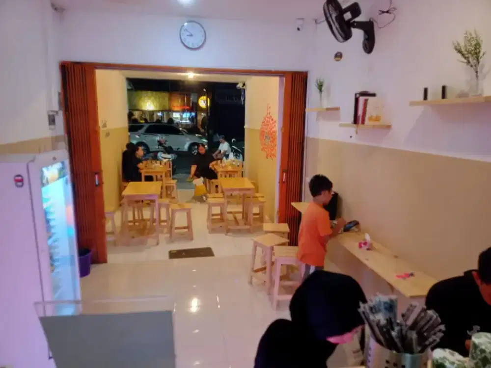 Part-Time Staff Marketing & Pengembangan Menu