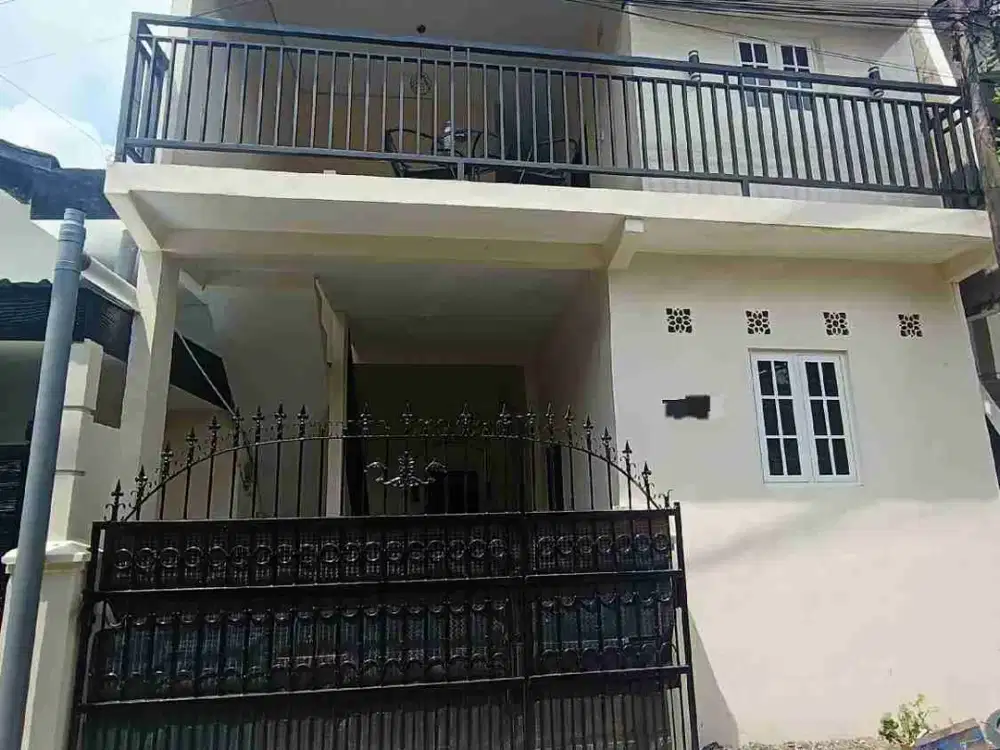 RUMAH KOST 2 LANTAI FULL PENGHUNI DI KETINTANG DIJUAL MURAH KEC. JAMBANGAN