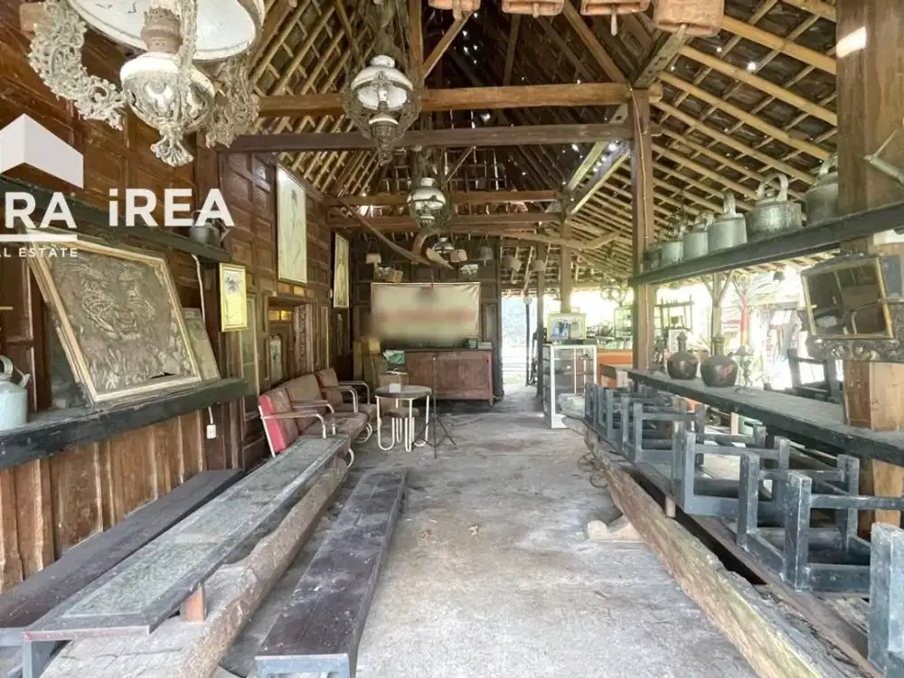 RUANG USAHA JOGLO DIJUAL DI SOLO DEKAT ASRAMA HAJI, BANDARA ADI SOEMARMO