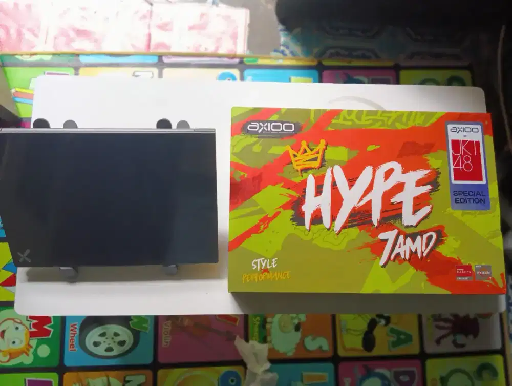 AXIOO HYPE 7 AMDX8