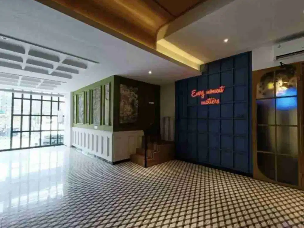 Ruang usaha mewah strategis di setabelan banjarsari solo, eks resto dan bar