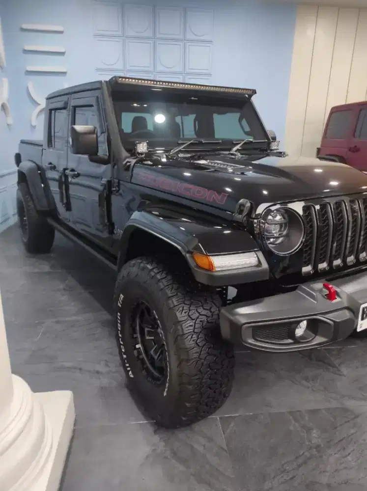 Rubicon gladiator dobel cabin 4x4 2022 low km