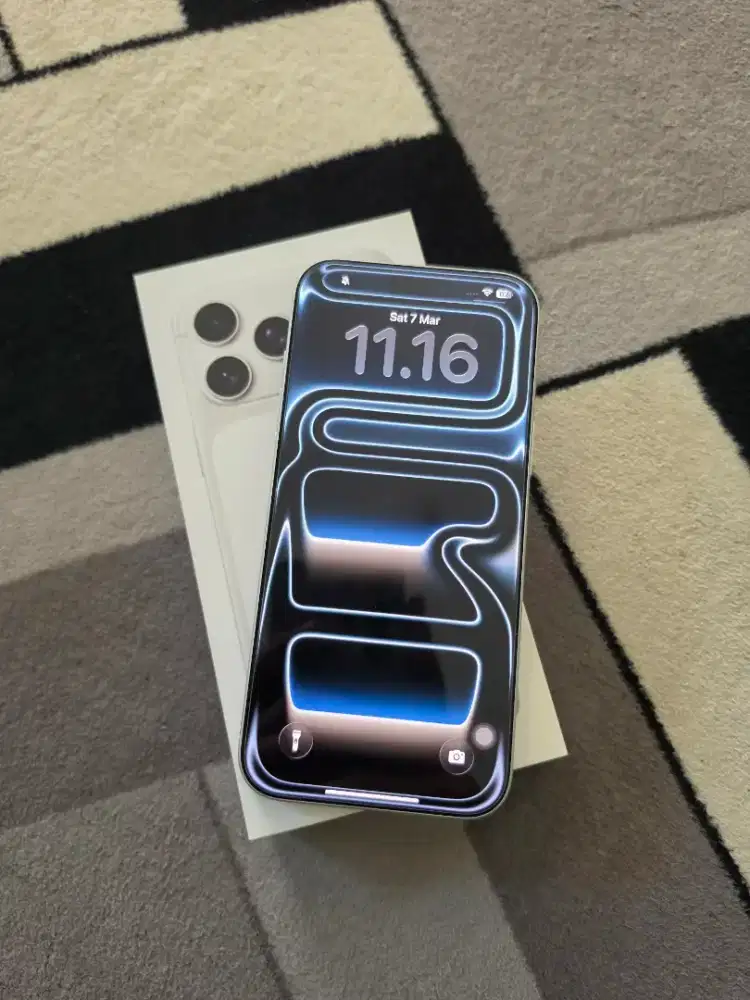 iPhone 17 Promax 512GB Silver