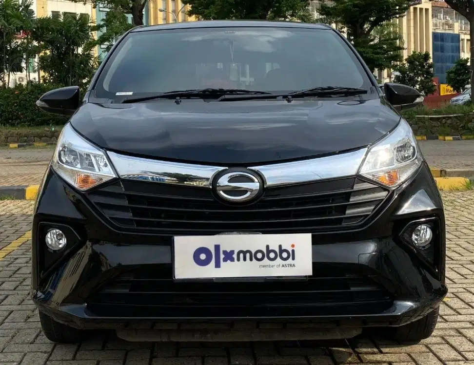 TDP 6,JT, Daihatsu Sigra 1.2 R Bensin-MT Hitam 2020