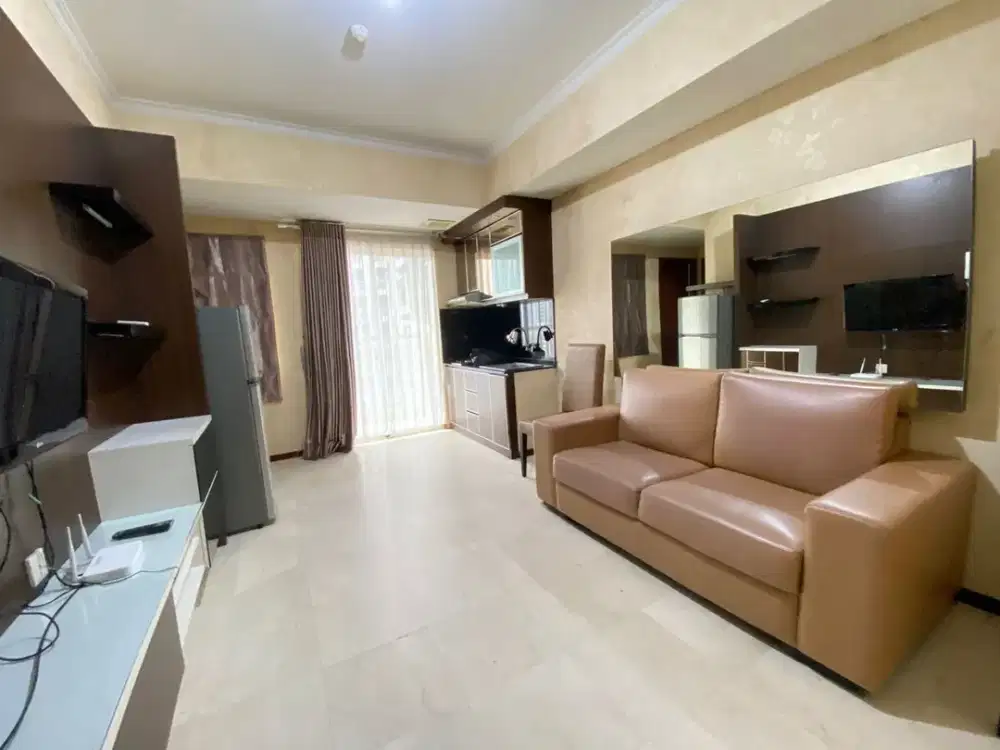 Disewakan Apartemen Royal Mediterania Garden, Tower Lavender, (2BR), View Kolam