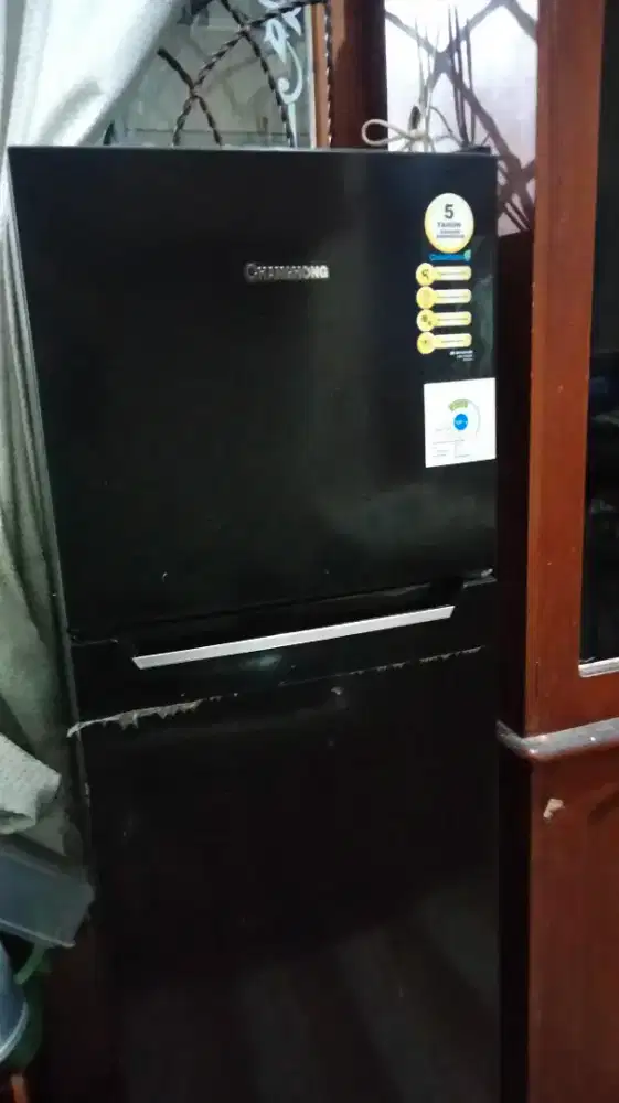 Kulkas changhong 2 pintu