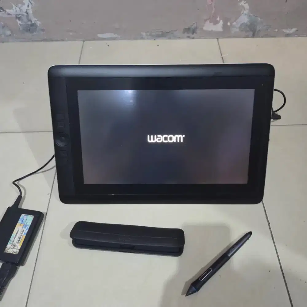 WACOM CINTIQ COMPANION 1 PEN DISPLAY TABLET GAMBAR DIGITAL PAINTING