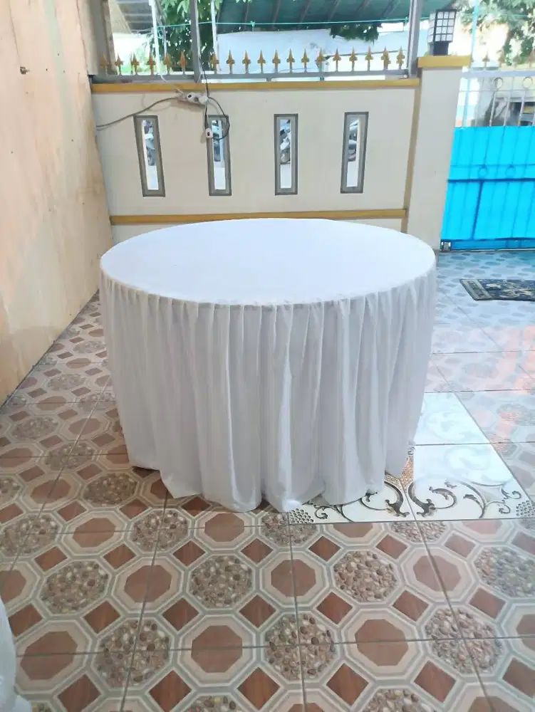 PENYEDIAAN MEJA BULAT MEDAN