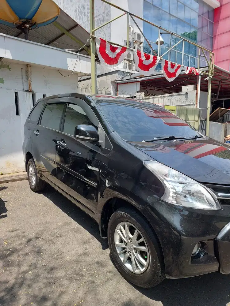 Daihatsu Xenia 2011 Bensin
