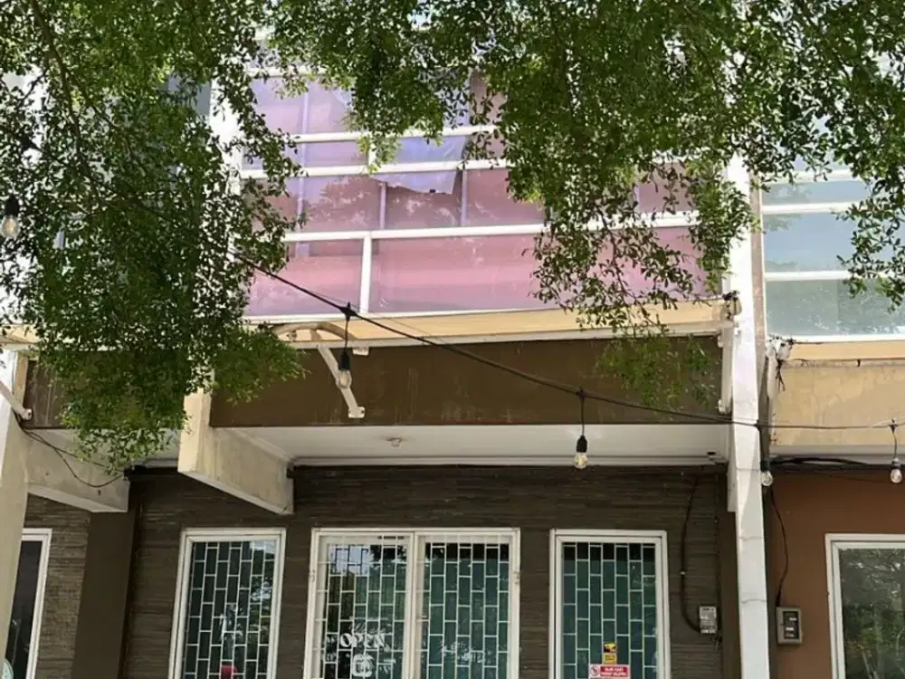 Ruko Murah di Bekasi siap Huni Cocok untuk bisnis, Unit Terbatas