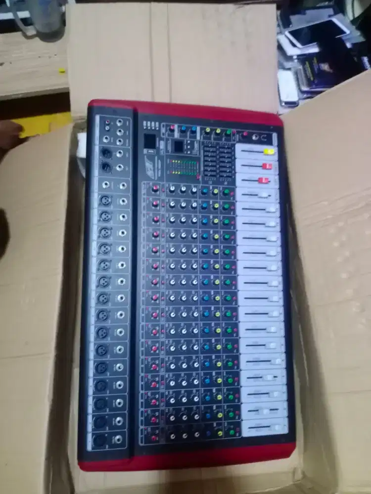 Mixer PE-WE PRO 16 DSP