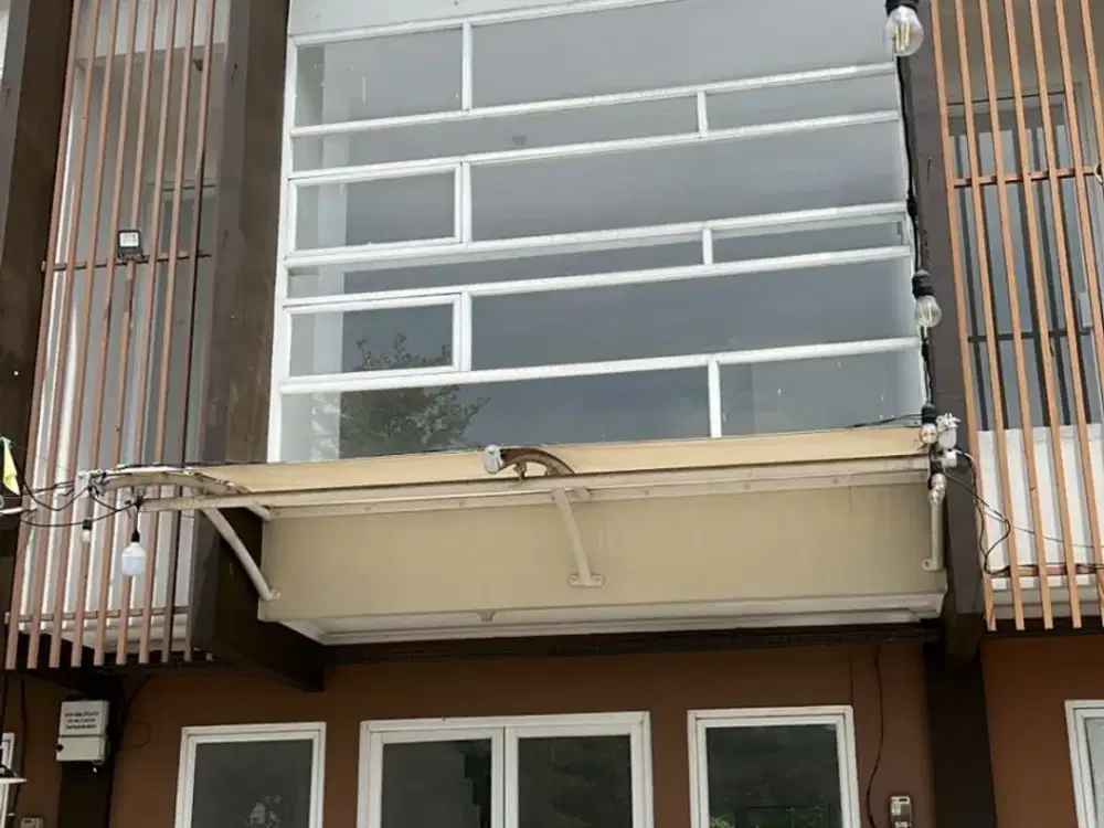 Ruko Siap Huni di Bekasi, Unit Terbatas, Akses dekat ke Toll