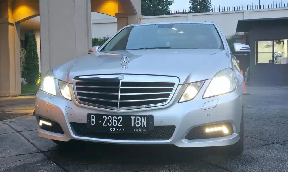 Mercy Mercedes Benz E250 Avantgarde 2011 W212