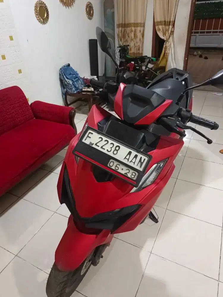 Di jual sepeda motor Honda Vario 160 CBS tahun 2023