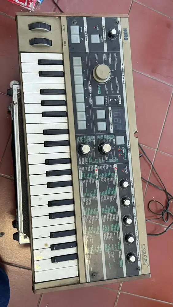 Micro KORG MK1 Keyboard