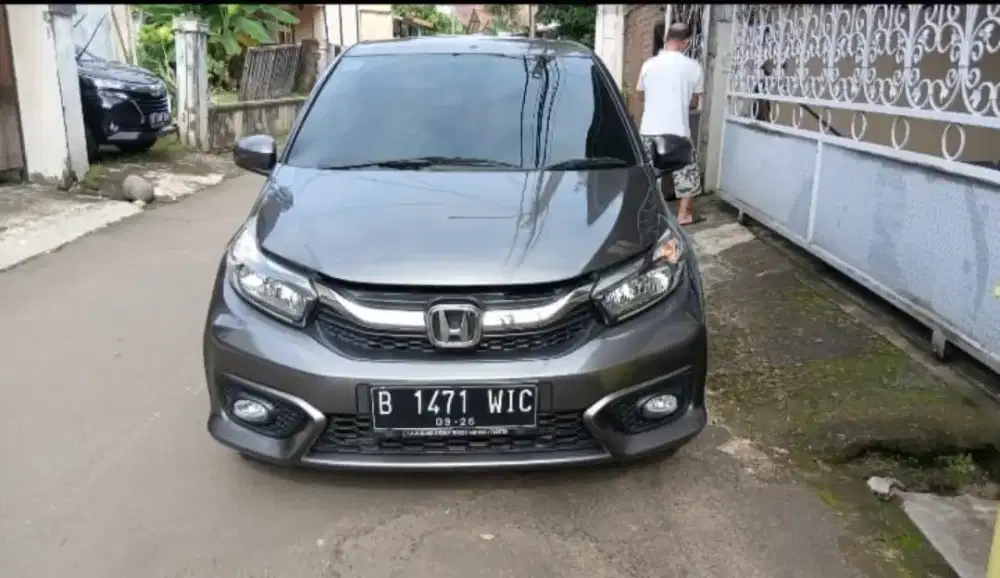 Km 34rb, tangan pertama, Brio E 2021 manual, service record, msh gress