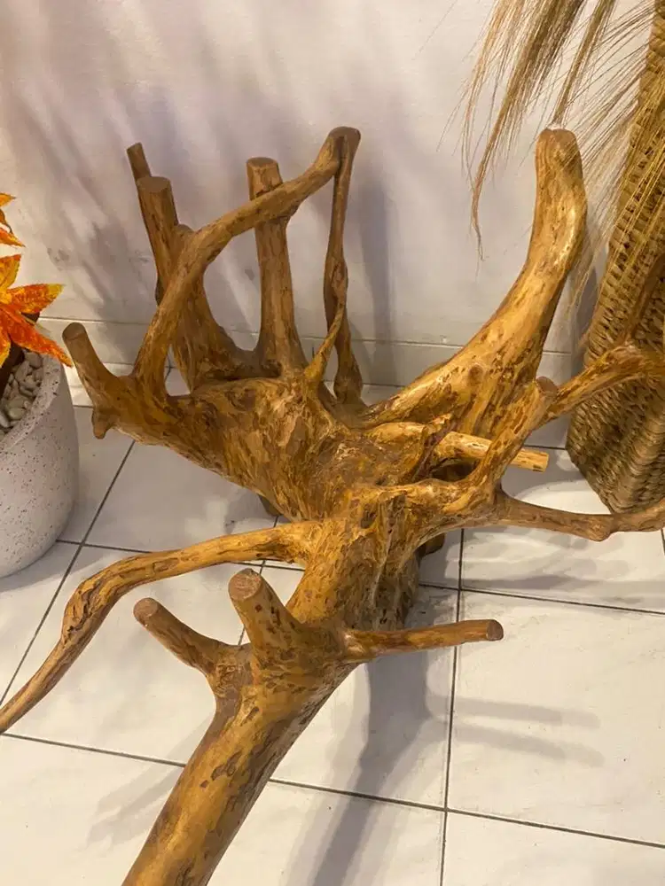 Hiasan rumah kayu batang pohon