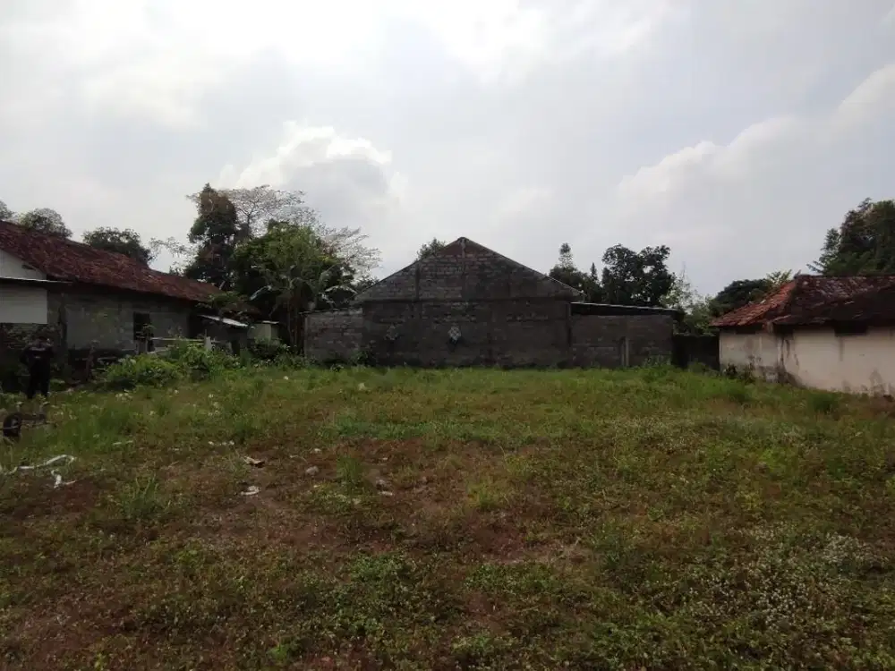 TANAH PEKARANGAN JUAL MURAH , NEGO SAMPAI JADI , 8 MENIT KE UII JAKAL